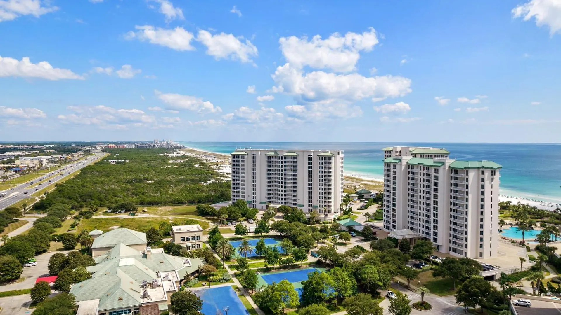 St Lucia Penthouse 2 Sleeps 12 Beach View Destin Holiday home