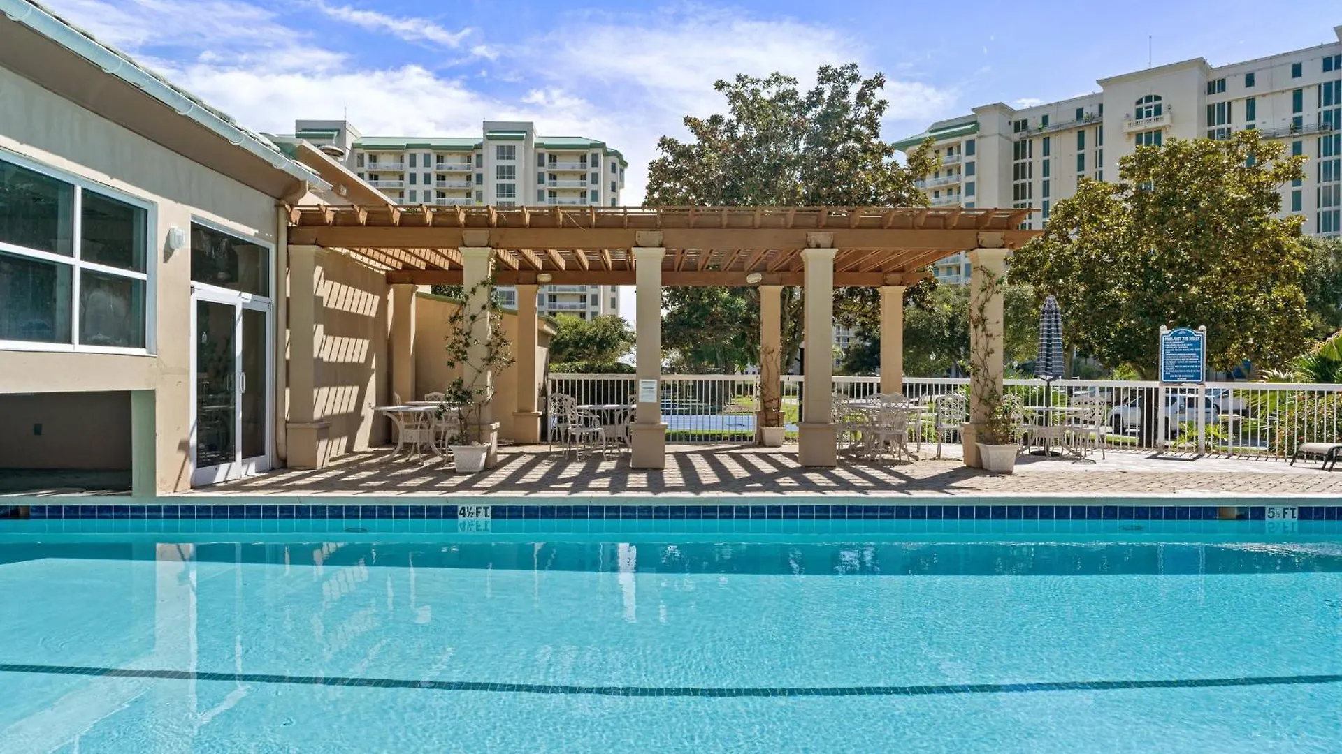St Lucia Penthouse 2 Sleeps 12 Beach View Destin